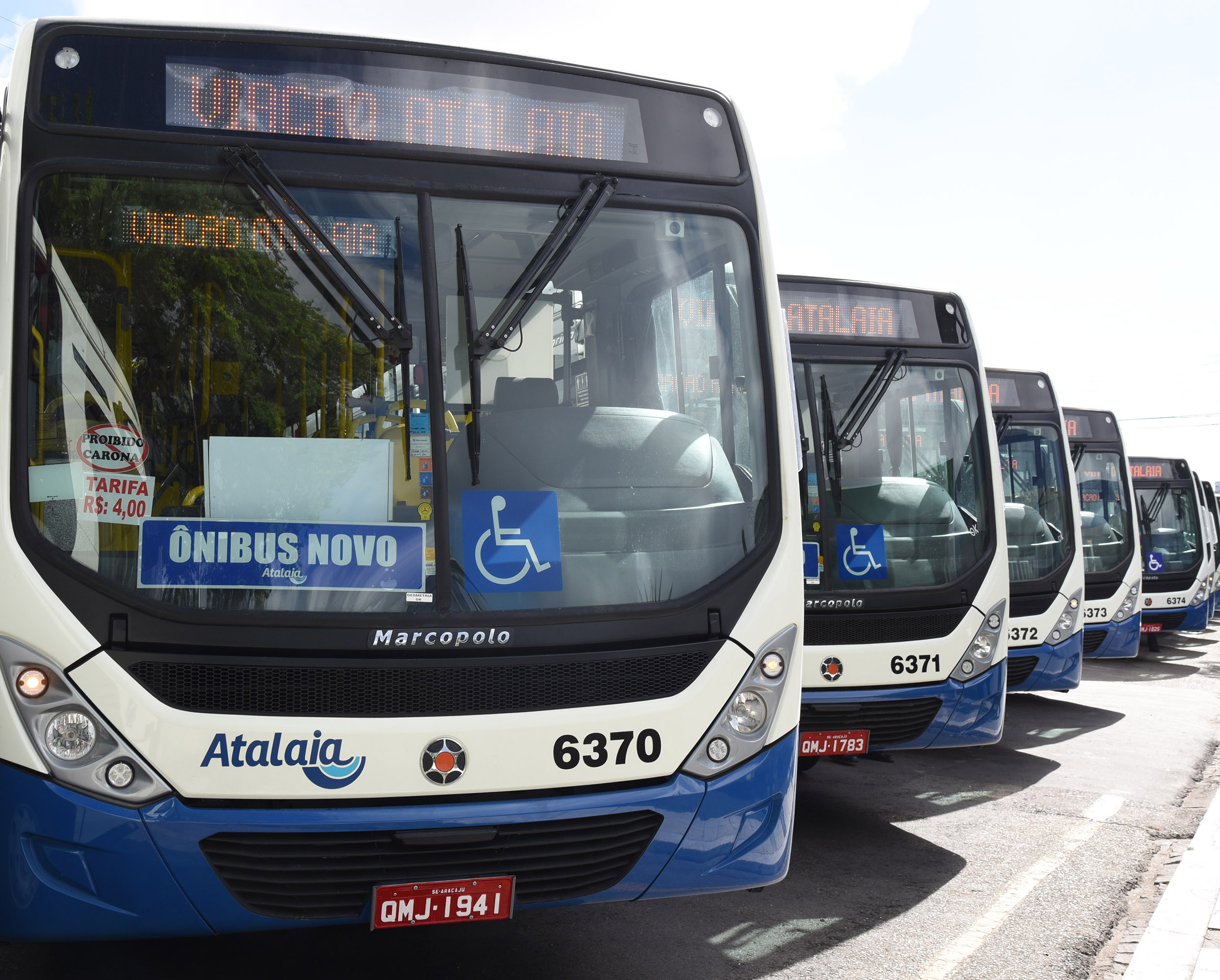 Prefeito Edvaldo entrega 26 novos ônibus para o transporte público de Aracaju - SMTT Aracaju